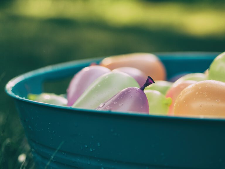 © photo aaron burden on unsplash