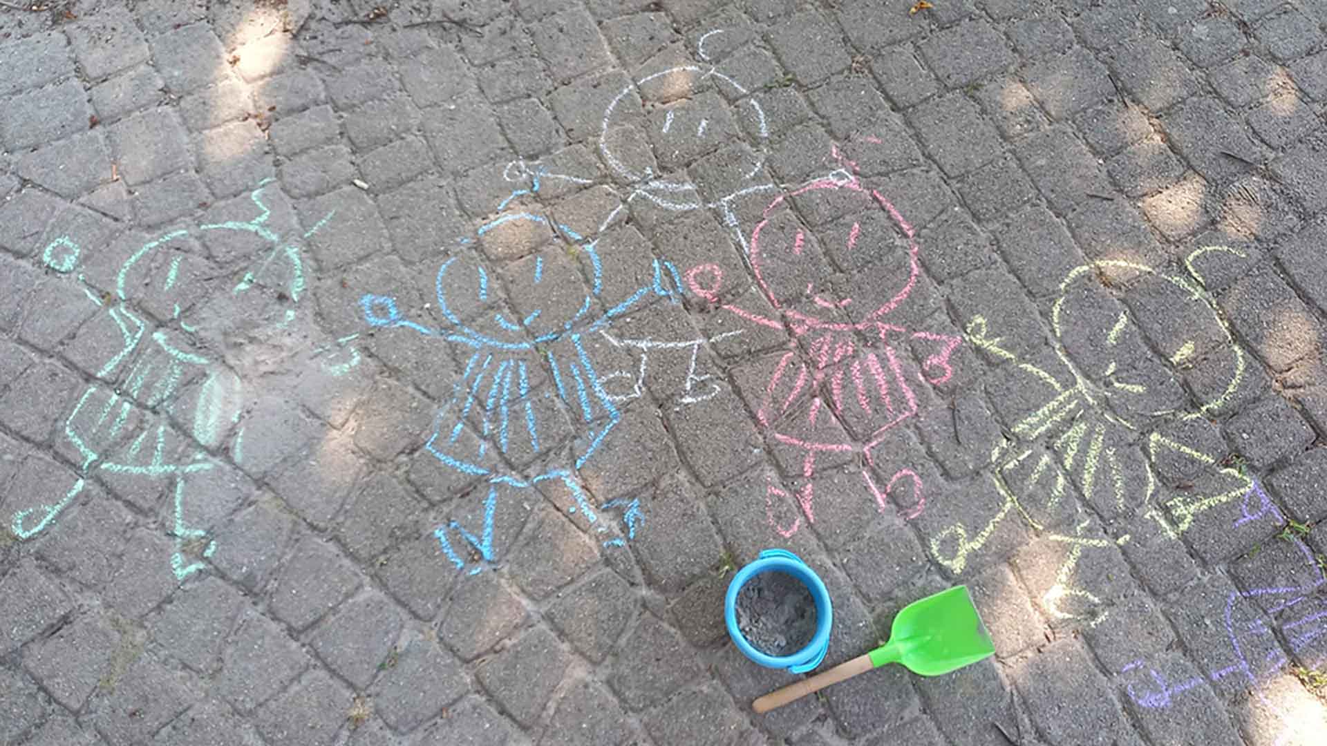 Dagmar Schlobach - Kindertagespflege & Tagesmutter Bietigheim-Bissingen - Kreidezeichnung Juli 2022